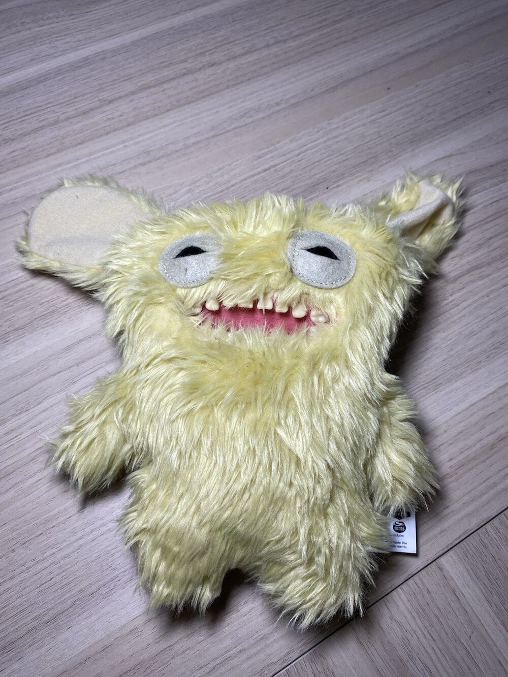 ZURU Fuggler Funny Ugly -Mr Buttons - Golden Retriever - 9" Butt Ugly Pets